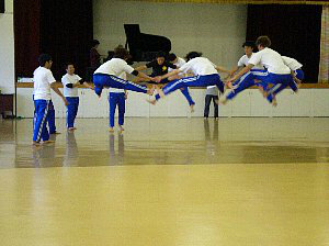 男子ガンバっています