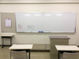 ホワイトボードのメッセージ 大泉保育福祉専門学校 群馬県 保育士 介護福祉士養成 実務者研修